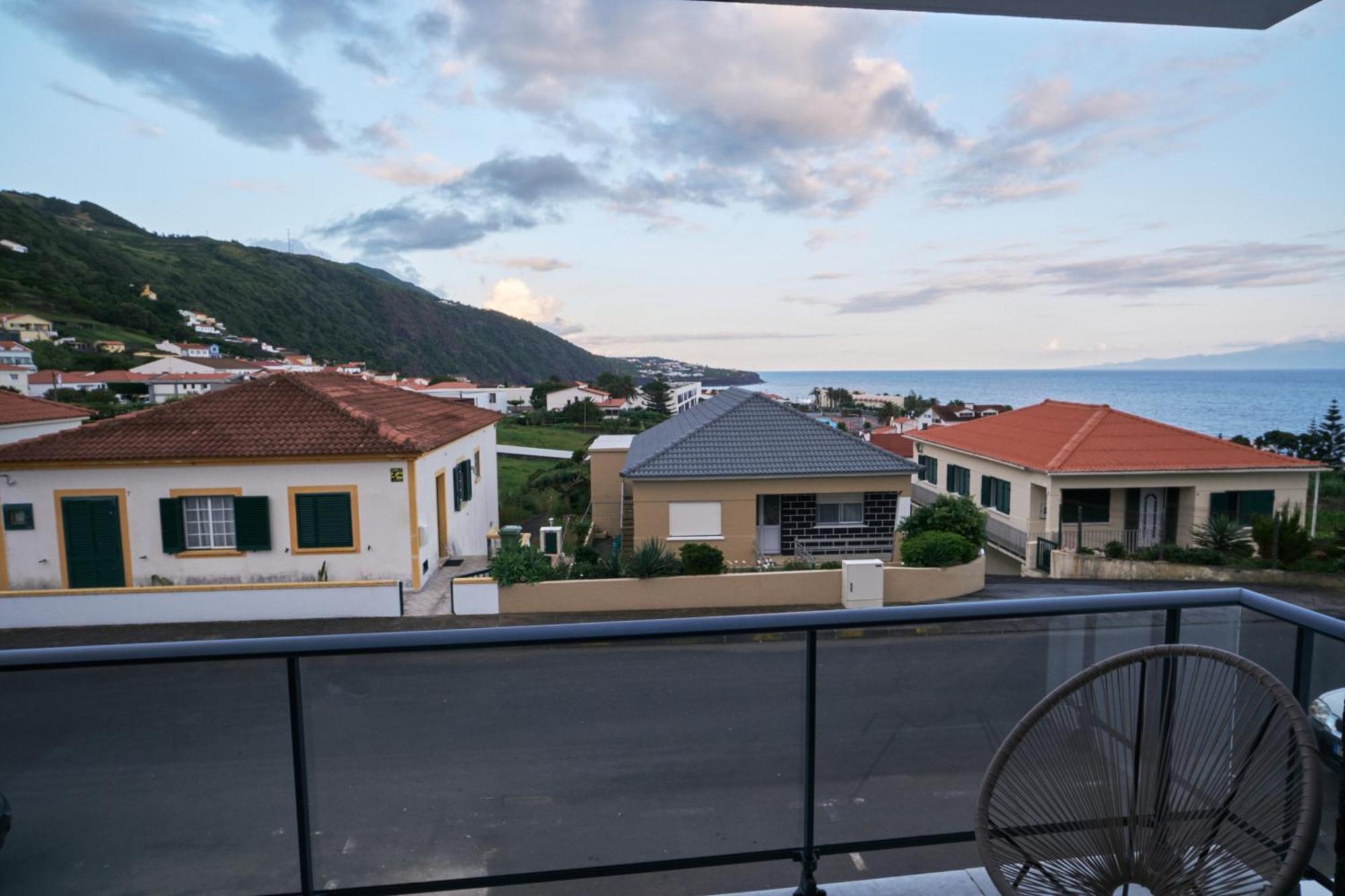 Feel... Azores - Apartments เวลาส ภายนอก รูปภาพ