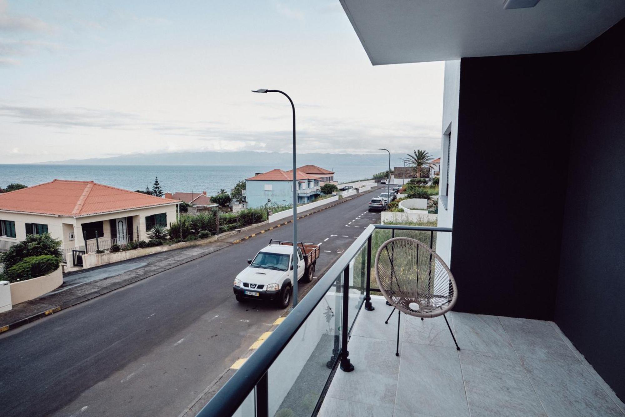 Feel... Azores - Apartments เวลาส ภายนอก รูปภาพ