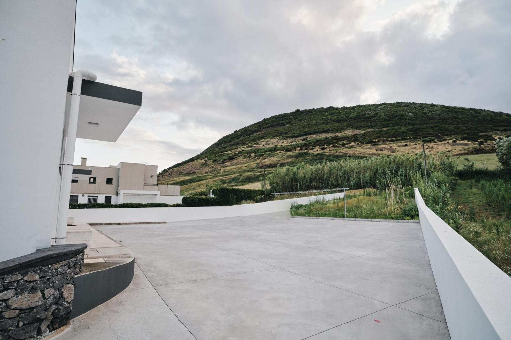 Feel... Azores - Apartments เวลาส ภายนอก รูปภาพ